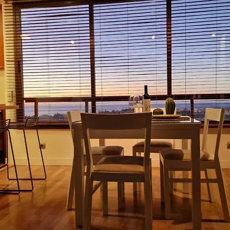 Апартаменты Cosy In The Heart Of Nueva Andalucia
