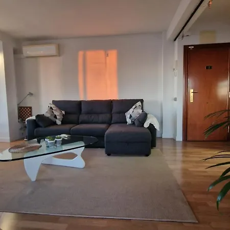 Cosy In The Heart Of Nueva Andalucia